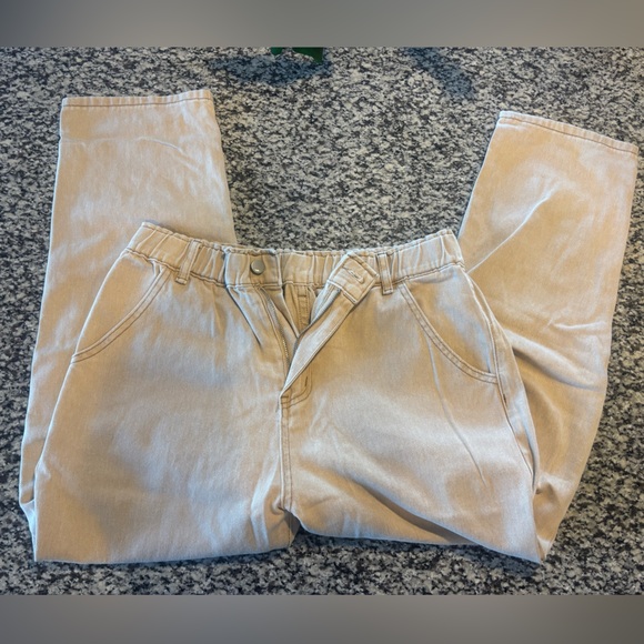 Beige Pants - Picture 3 of 4